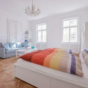 Privatunterkunft Comfortable Located In The First District! Österreich