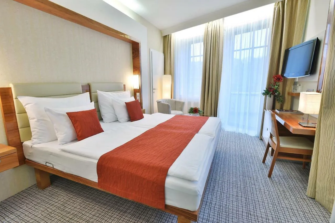 St. Joseph Royal Regent Hotel Karlovy Vary 4*,