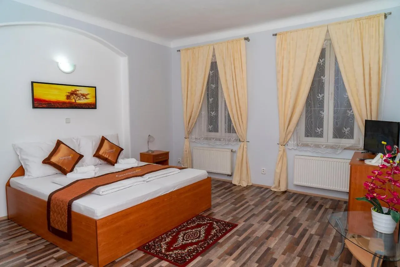 Affittacamere Sunshine Pension Karlovy Vary Repubblica Ceca