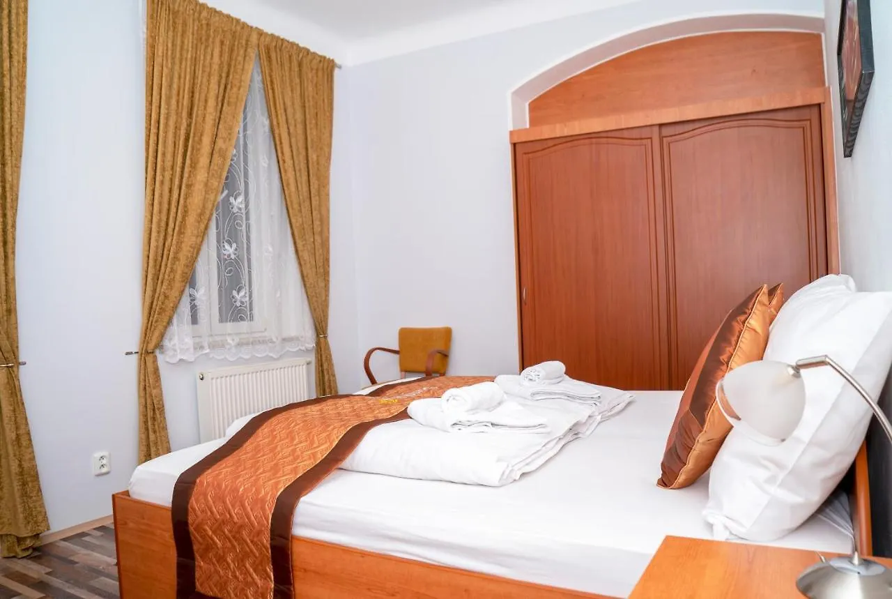 Sunshine Pension Hotel Karlovy Vary