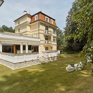 Apartament Dionysus, Karlowe Wary