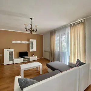 https://apartman-mira-volosko.in-istria.net