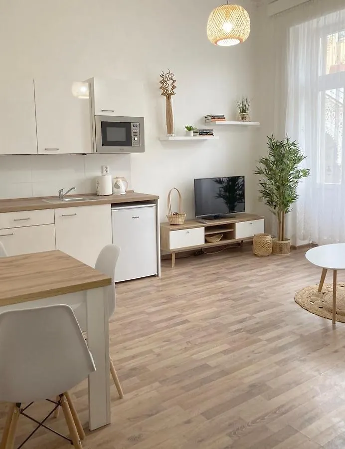 Three Rings Apartments Karlsbad 0*,