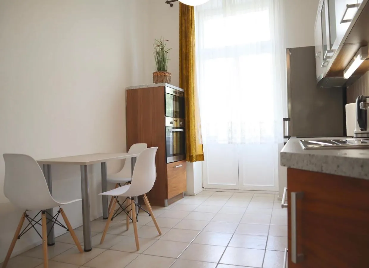 Three Rings Apartments Karlowe Wary