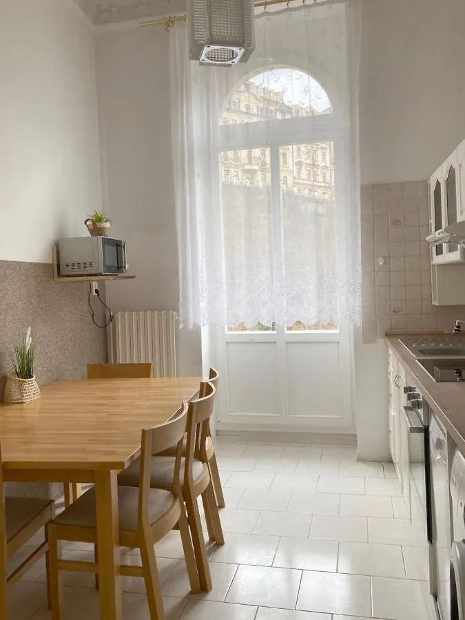Three Rings Apartments Karlowe Wary Czechy