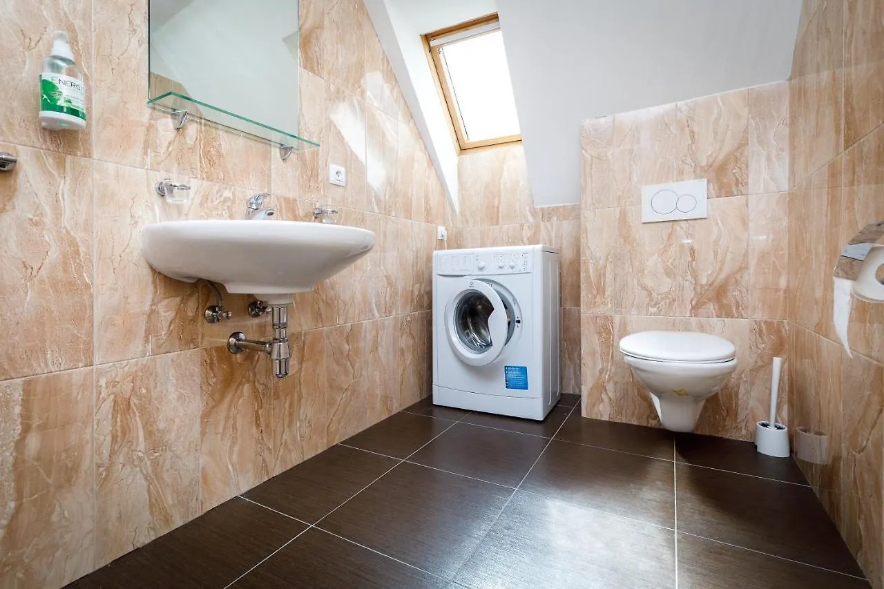 Aparthotel Apartmany U Divadla Karlsbad