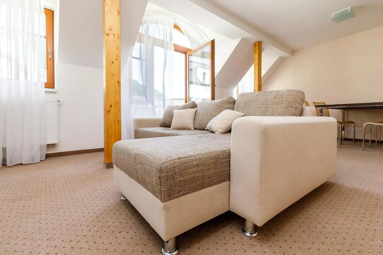 Apartmany U Divadla Karlsbad 4*,