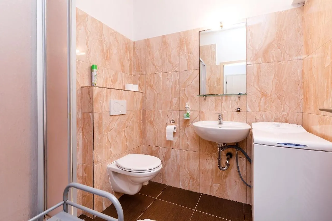 Aparthotel Apartmany U Divadla Karlsbad