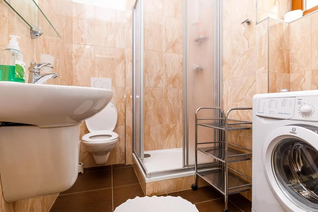 Apartmany U Divadla Karlsbad 4*,