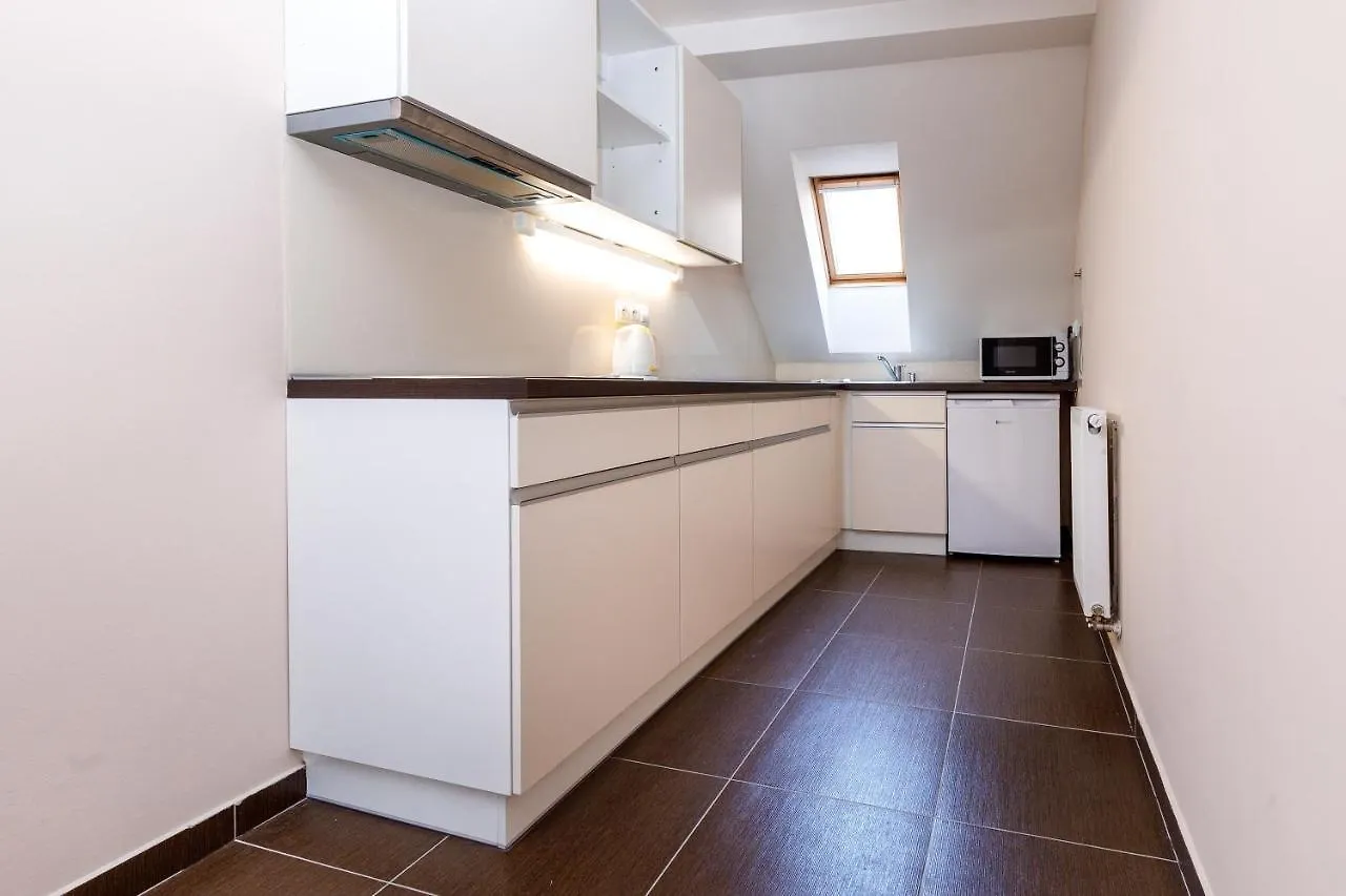 Aparthotel Apartmany U Divadla Karlsbad