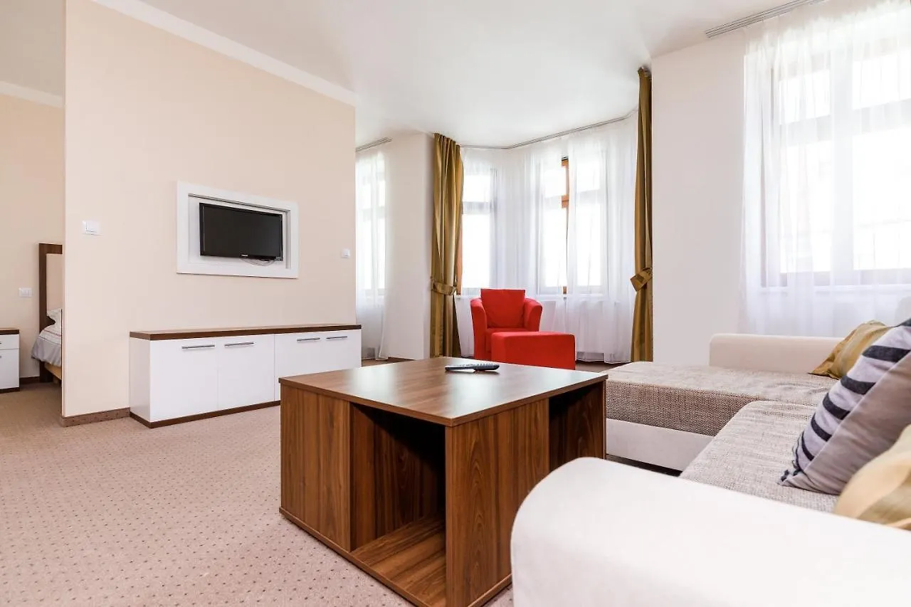 Apartmany U Divadla Karlsbad