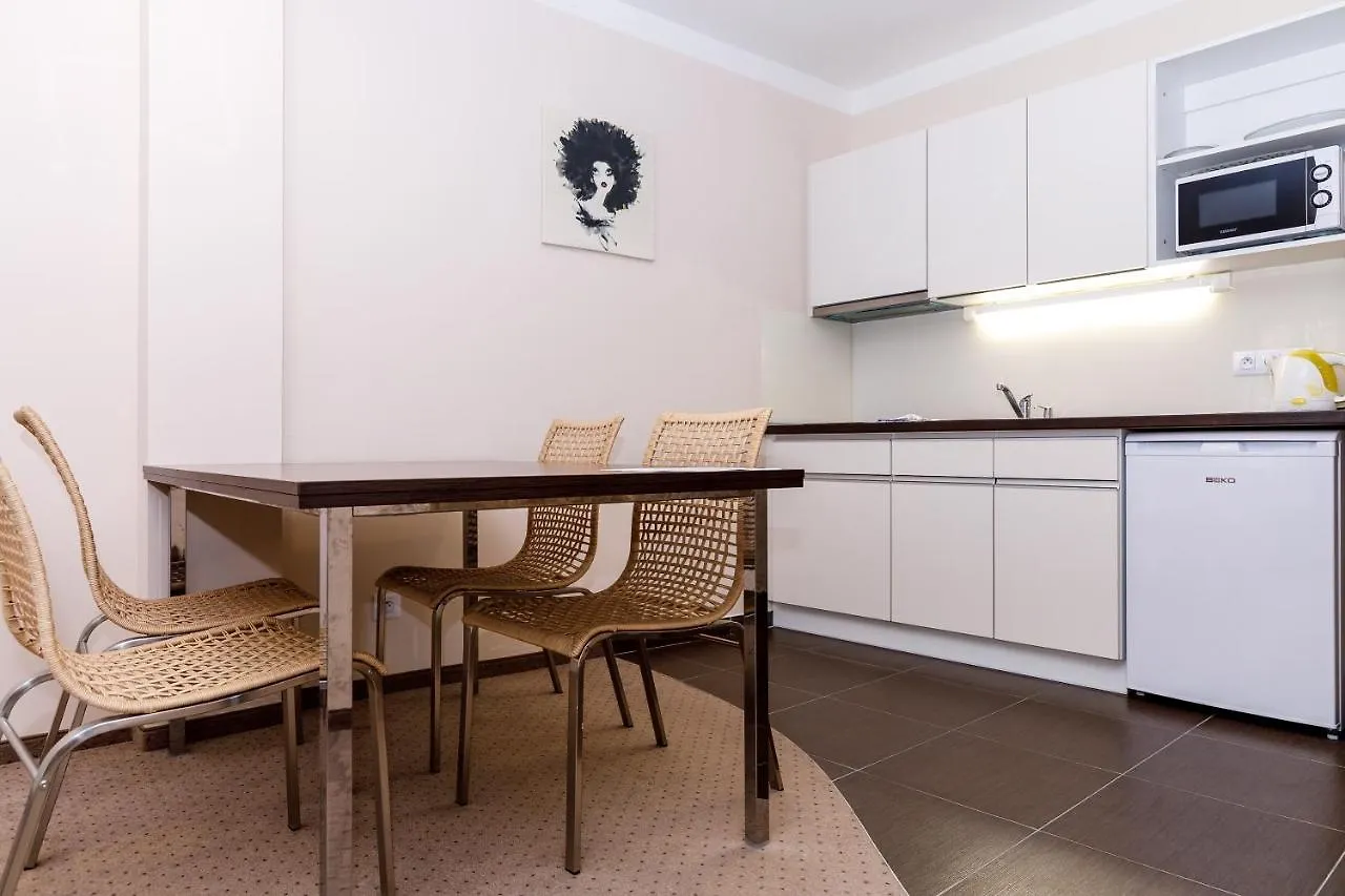 Apartmany U Divadla Карловы Вары