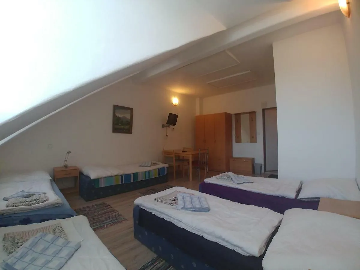 Kv Apartmans Varsavska Karlovy Vary 3*,  Czech Republic