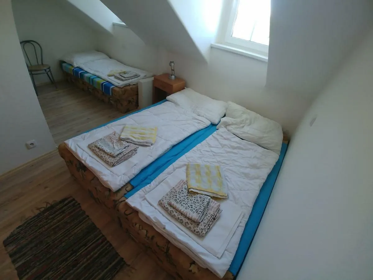 Kv Apartmans Varsavska Karlovy Vary 3*,  Czech Republic