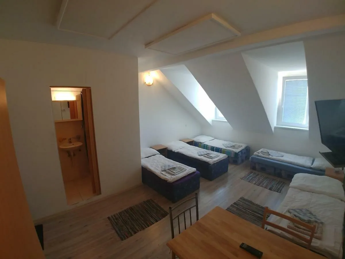 Kv Apartmans Varsavska Karlovy Vary Czech Republic