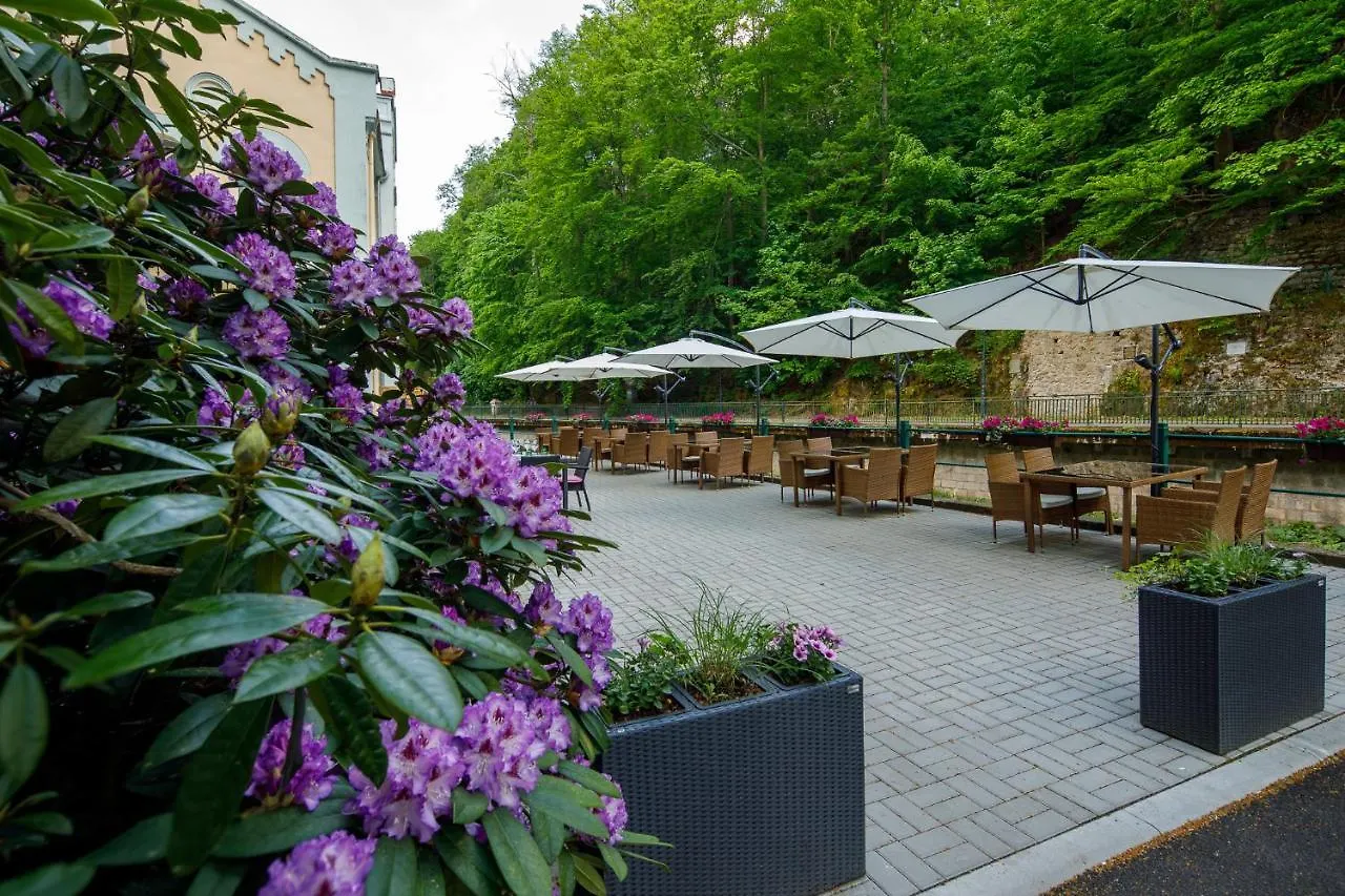 Villa Basileia Riverside Karlsbad 4*,