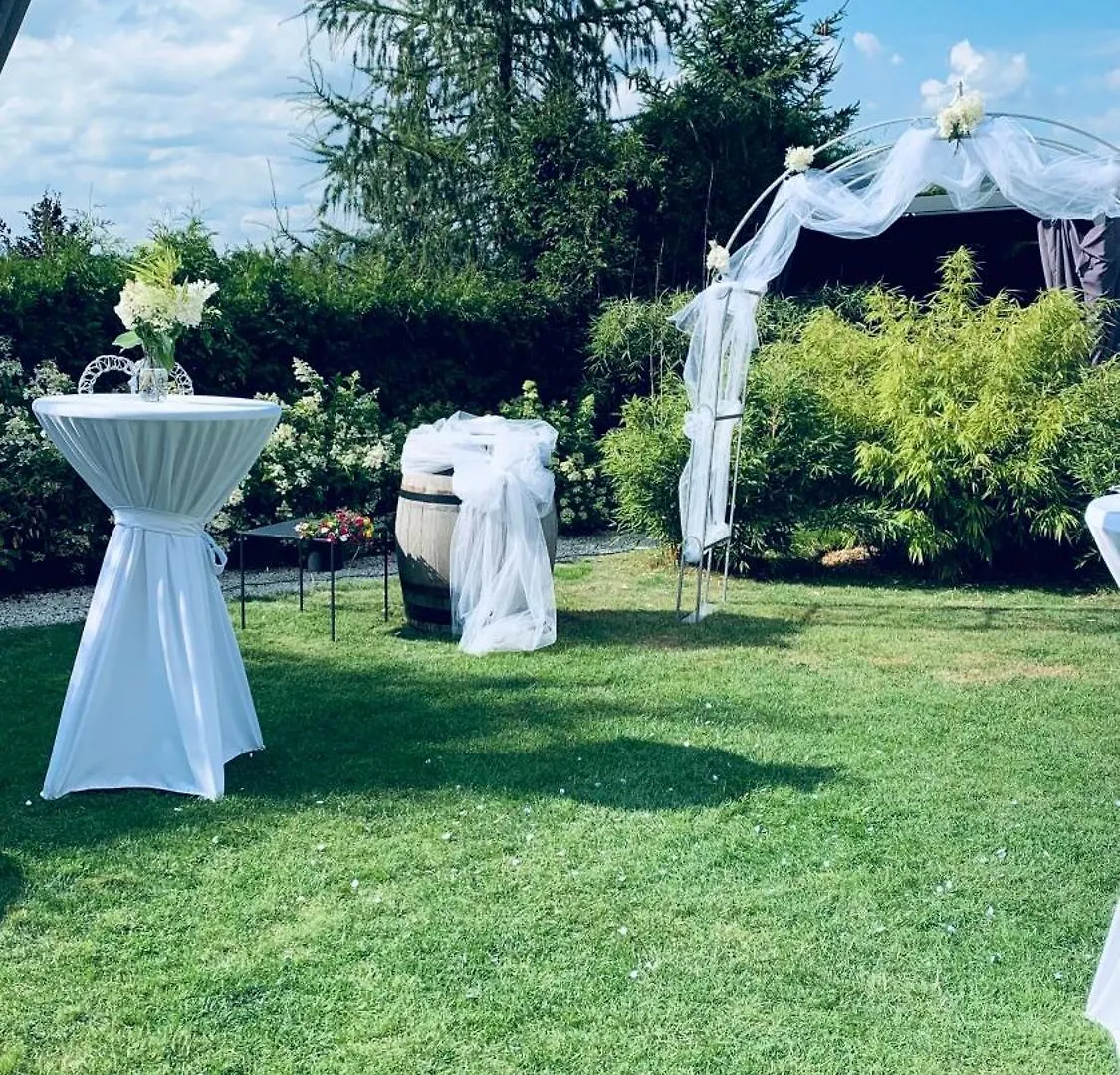 **** Aparthotel Villa Bricola - Boutique Apartments Karlsbad Tschechische Republik