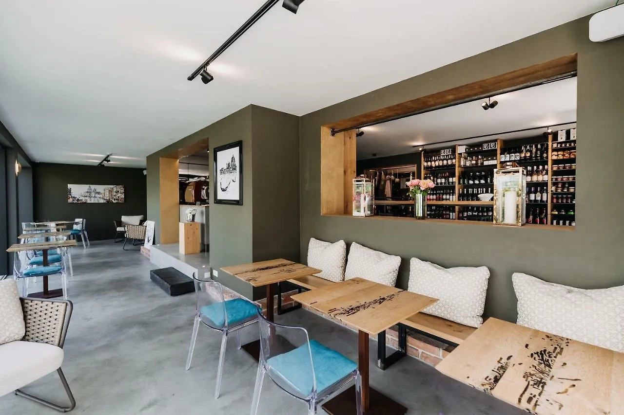 **** Aparthotel Villa Bricola - Boutique Apartments Karlovy Vary Czech Republic