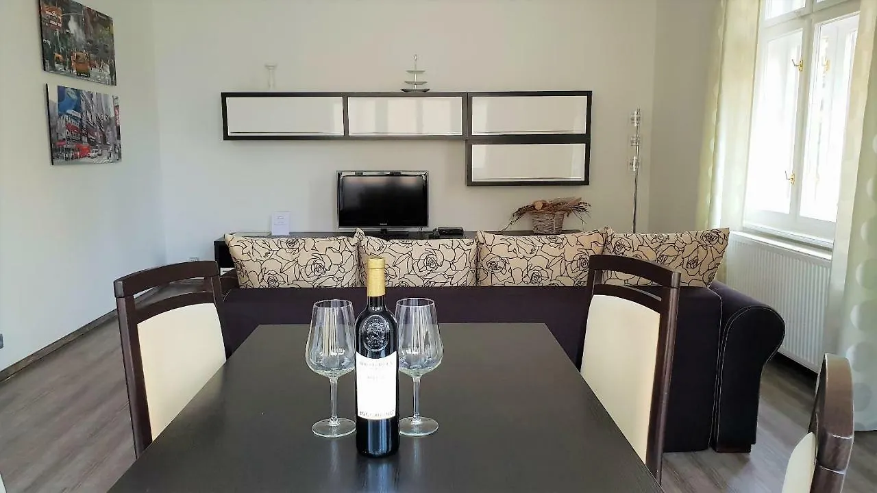 Apartament Villa Serena Karlowe Wary